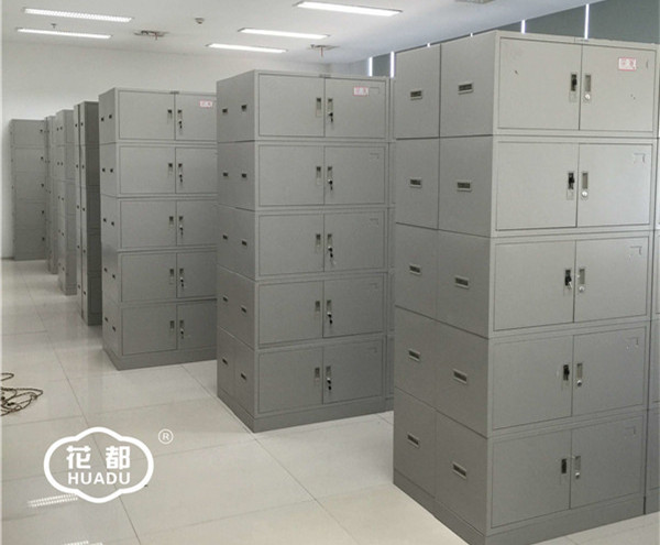 洛陽花都集團(tuán)告訴你，選購辦公用五節(jié)鐵皮柜之前需要注意什么？